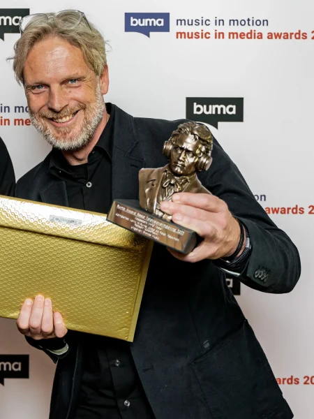 BUMA xMeisje met de Camera-90 2 2